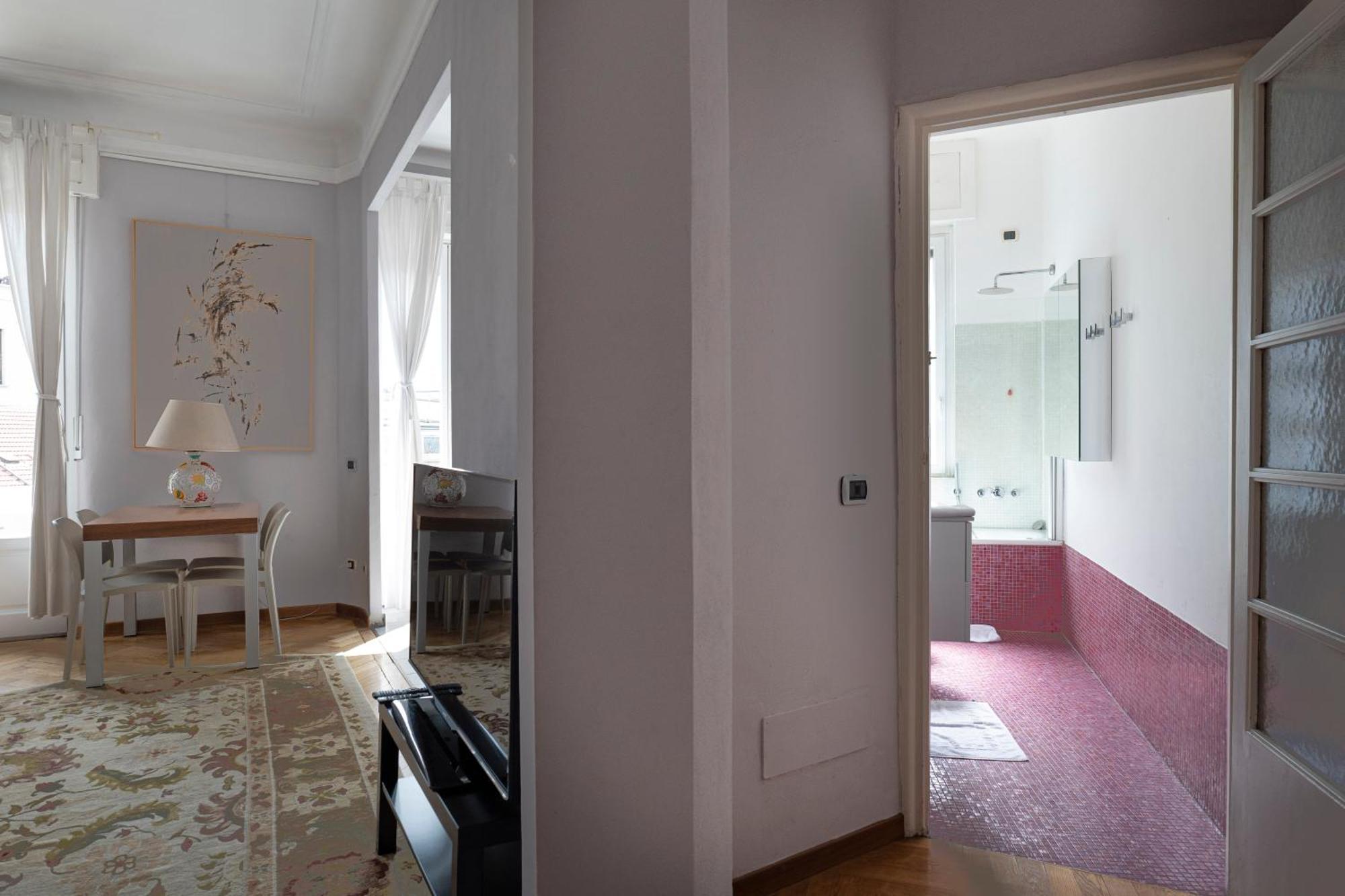 Bright House Center On Subway Lines 1,2 &3 * Milano